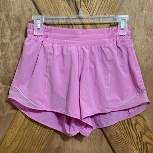 Lululemon Hotty Hot low rise lined short